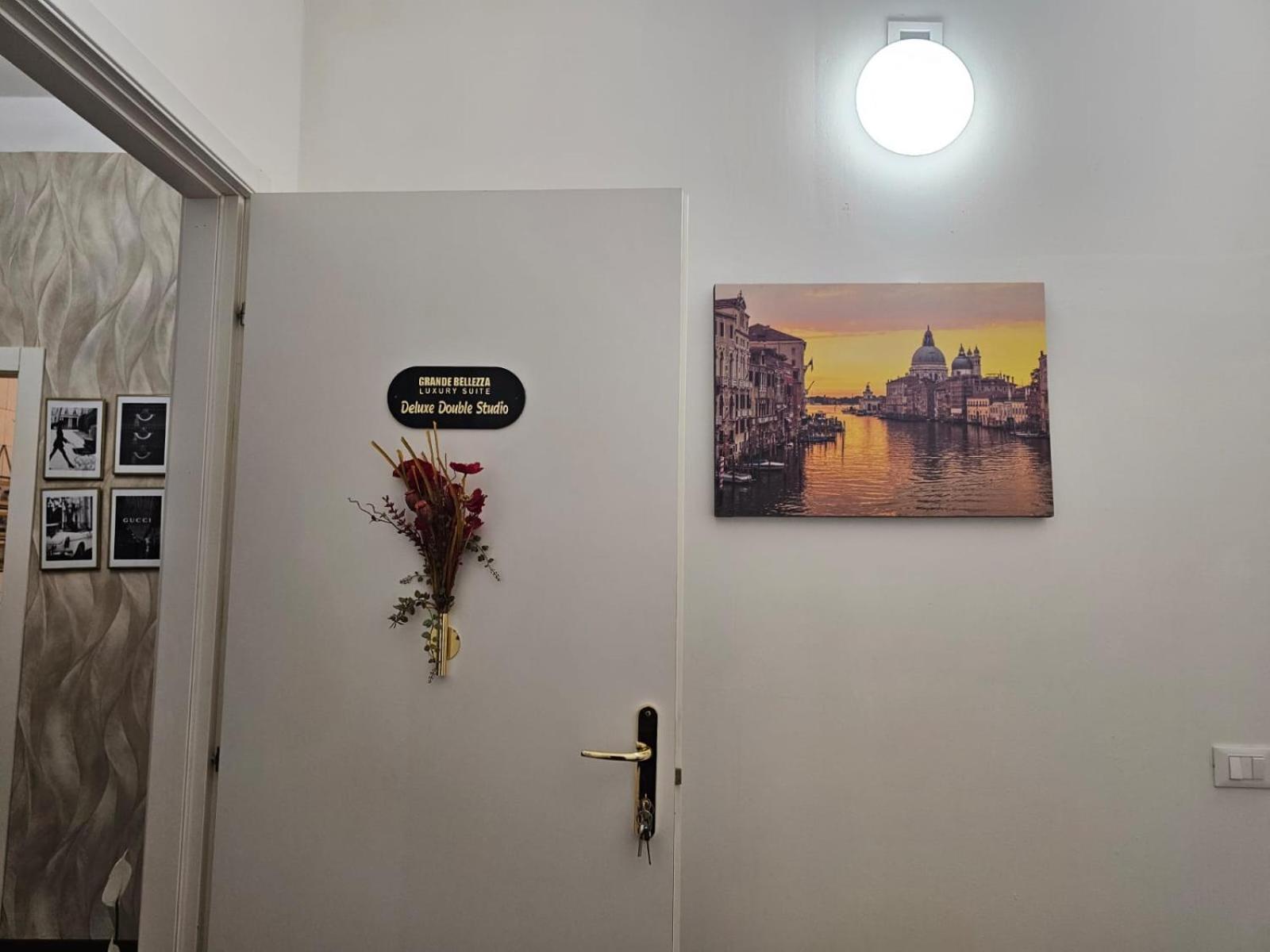 Grande Bellezza Luxury Suite Местре Экстерьер фото